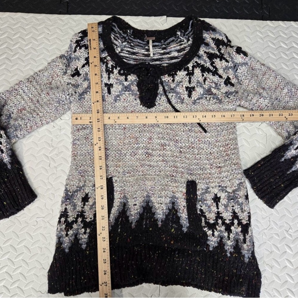 Free People Black and White Knit Sweater - Picture 5 of 9